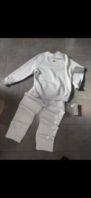 Conjunto chándal gris