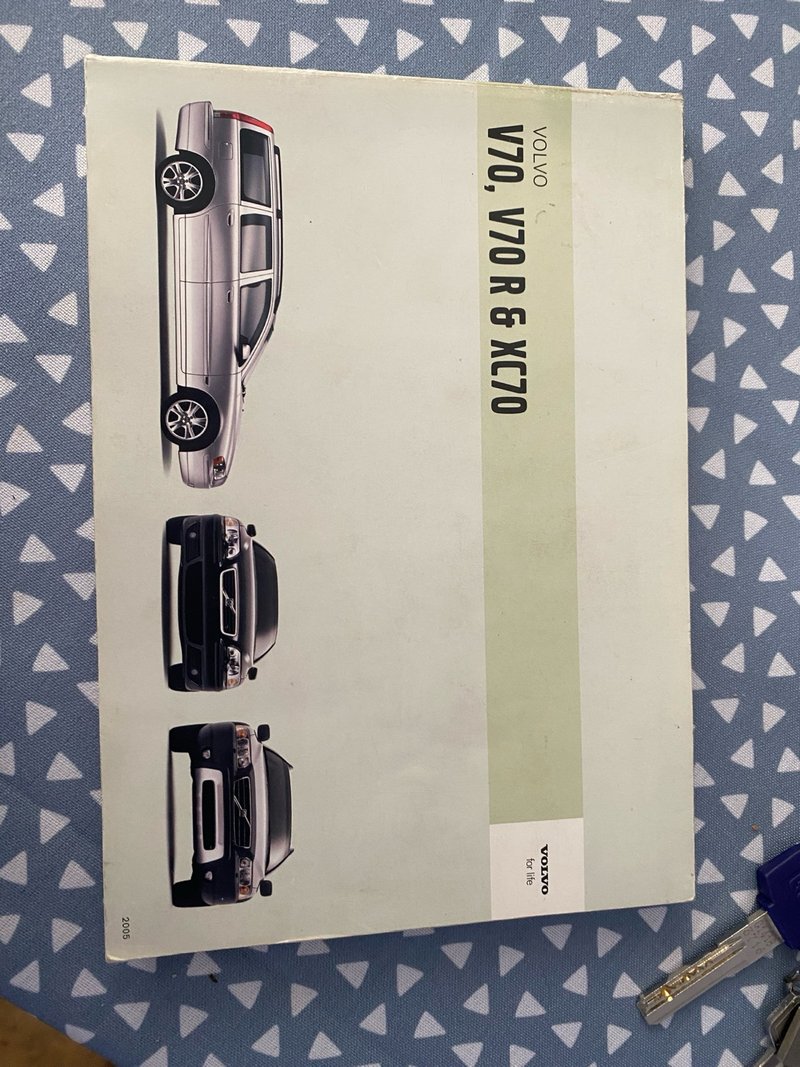 manual volvo v70 - foto 1