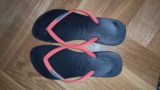 Havaianas negras y doradas talla 38