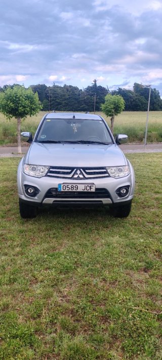 Mitsubishi L 200 2015