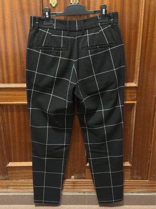 Pantalones de hombre de cuadros Bershka negros