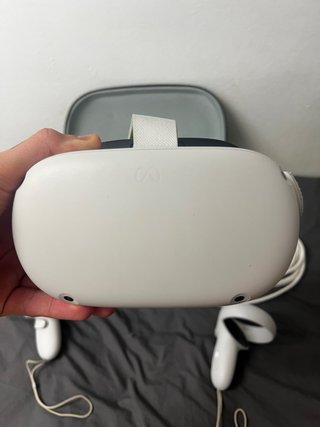 Oculus Meta Quest 2 128 GB + funda y cable