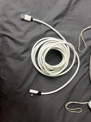 Oculus Meta Quest 2 128 GB + funda y cable