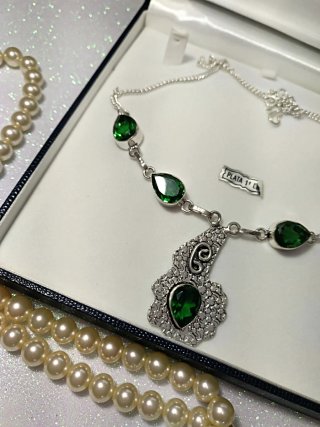 Collar diseño plata 925 y gemas