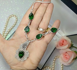 Collar diseño plata 925 y gemas