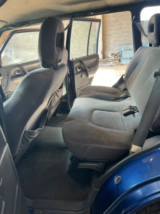 Mitsubishi Montero 2001