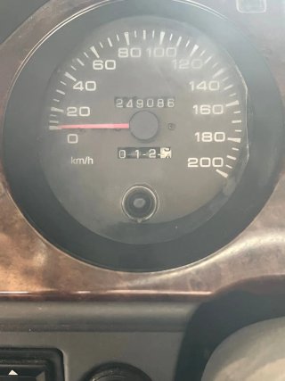 Mitsubishi Montero 2001