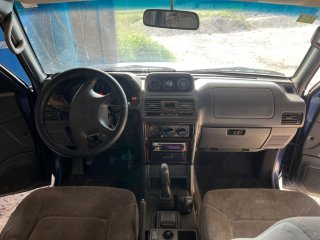 Mitsubishi Montero 2001