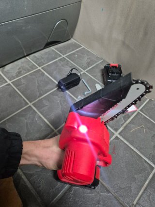 Mini motosega a batteria 36V