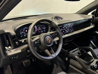 Porsche Cayenne 2024