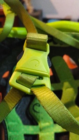 Casco Edelrid Brilla Oscuridad Escalada