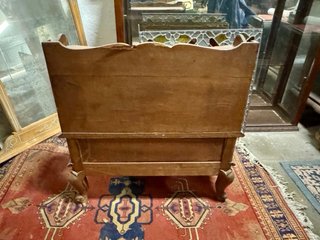 Mueble auxiliar madera maciza antiguo