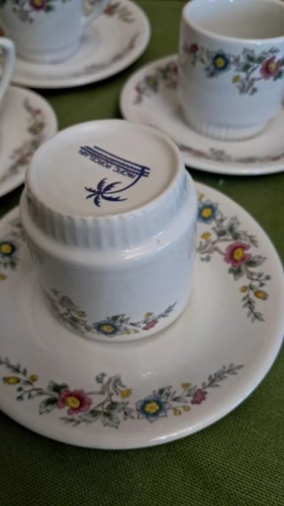 Servizio caffè 6 tazze con piattini