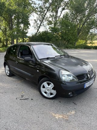 Renault Clio 2005
