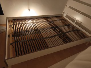 Cama y colchón