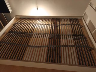 Cama y colchón