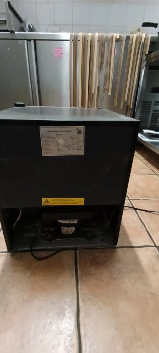 Vinoteca Vitrempus