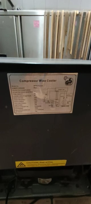 Vinoteca Vitrempus