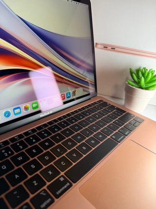 MacBook Air 2019 Rose Gold