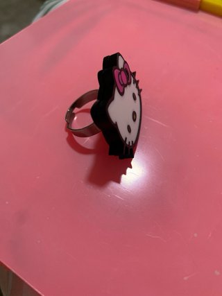 Anillo Hello Kitty Ajustable Acrílico