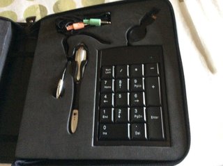 Maletín de gadgets para ordenador