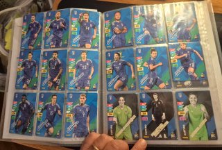 Album Azzurri Adrenalyn 2024 XL Completo +Stemma