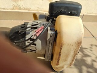Desbrozadora de gasolina