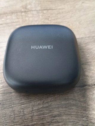 Cargador Auriculares Huawei FreeBuds Negra.