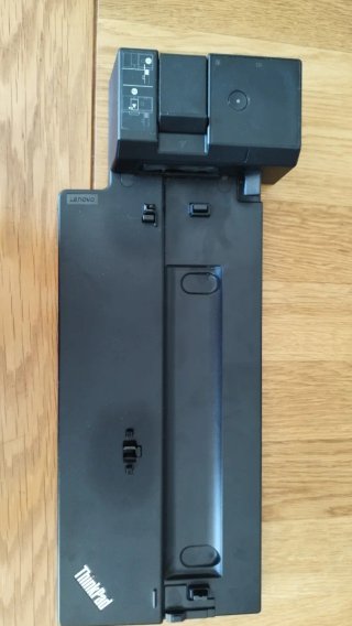Lenovo ThinkPad Basic Docking Station 40AG