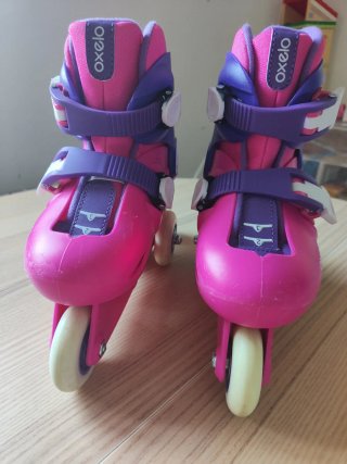 Patines niña rosas oxelo