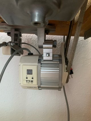 Máquina de coser JUKI DDL-5550 Industrial