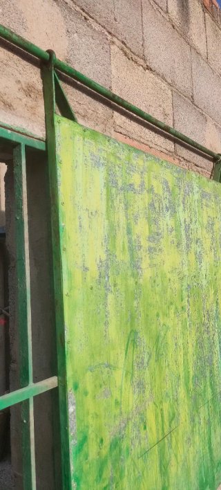Ventana con reja