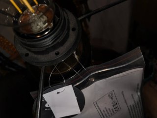Lámpara de mesa cristal y mimbre