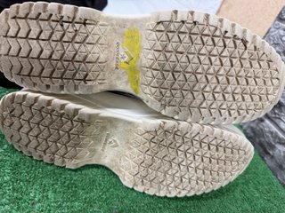 Converse 39.5 Scarpe Stivali Pelle Nero Bianco