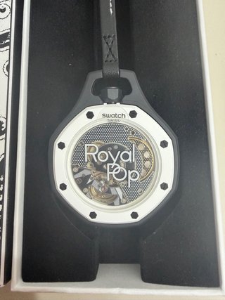 Reloj Swatch Royal Pop x Audemars Piguet Negro