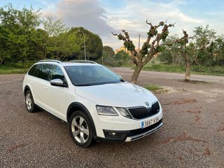 Skoda Octavia 4x4 150CV DSG Scout 2018