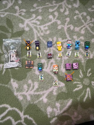 Figuras Minecraft Kinder Joy