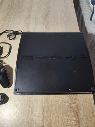 Consola PS3 Slim + Mando + Cables