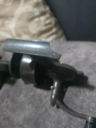 2 Carretes Sagarra,uno tiene un trozo roto de la p