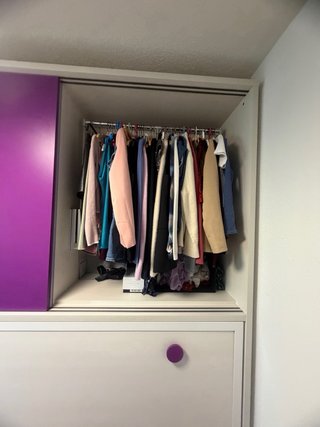 Habitación juvenil completa morada