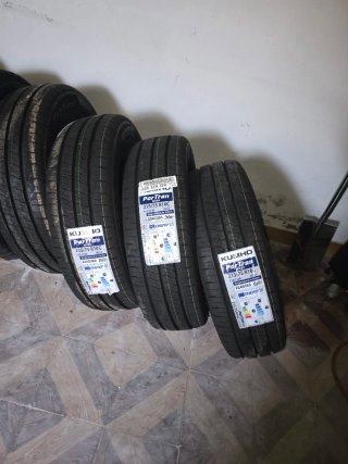 Neumáticos Kumho PorTran KC53 215/75 R16C