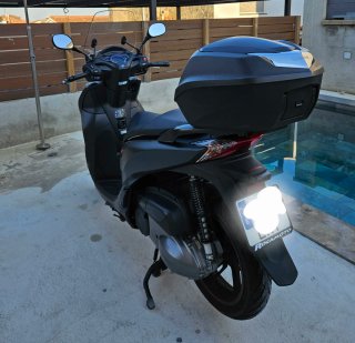 Honda SH300A Maxi Scooter 2021