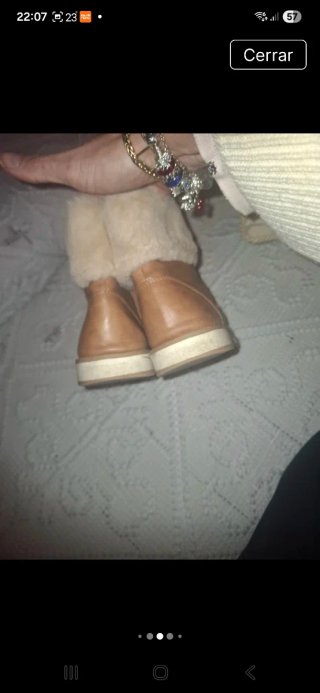 Botines de piel con forro de pelo