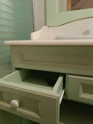 Mueble de baño lavabo y espejo
