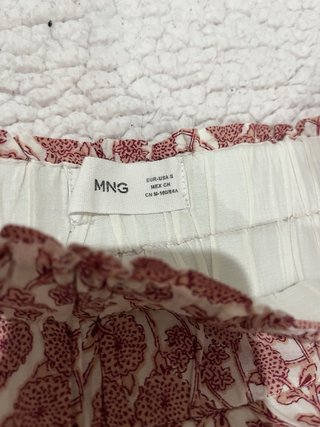 Falda estampada blanco y burdeos