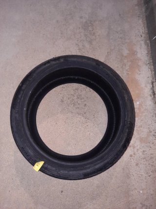Neumáticos nuevos 265/35 R18