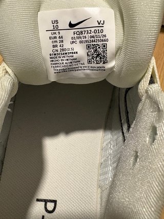 Nike P-6000 Talla 44 Nuevas