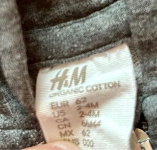 Pelele H&M estrellas 2/4 meses