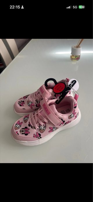 Zapatillas niña Minnie Mouse Primark Talla 29