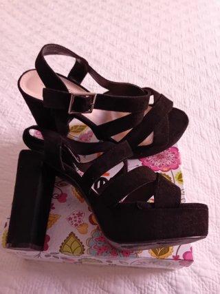 Sandalias ante negro plataforma tacón Dospies